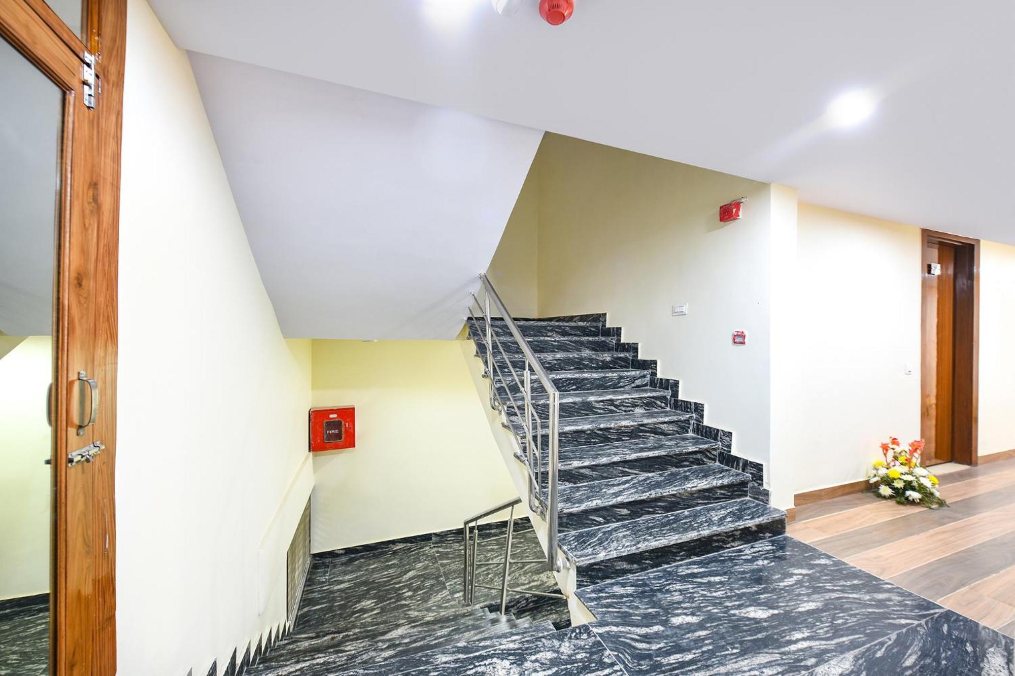 Fabhotel Mona International Nowe Delhi Zewnętrze zdjęcie